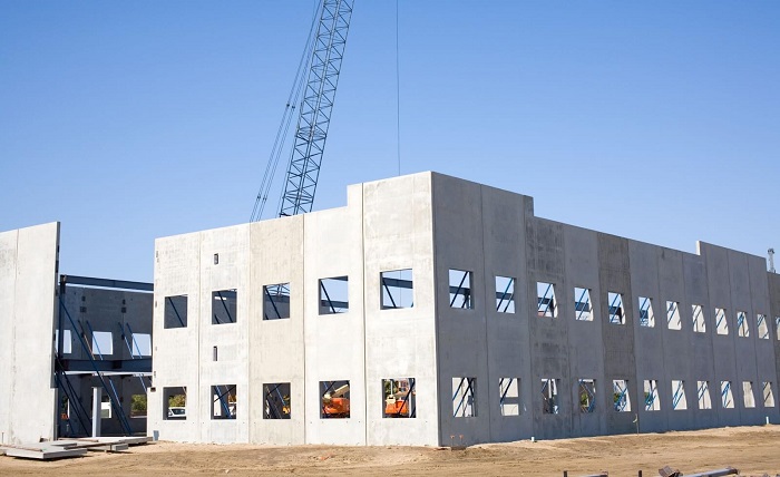 Everything You Need To Know About Tilt-Up Concrete Panels for Commercial Construction